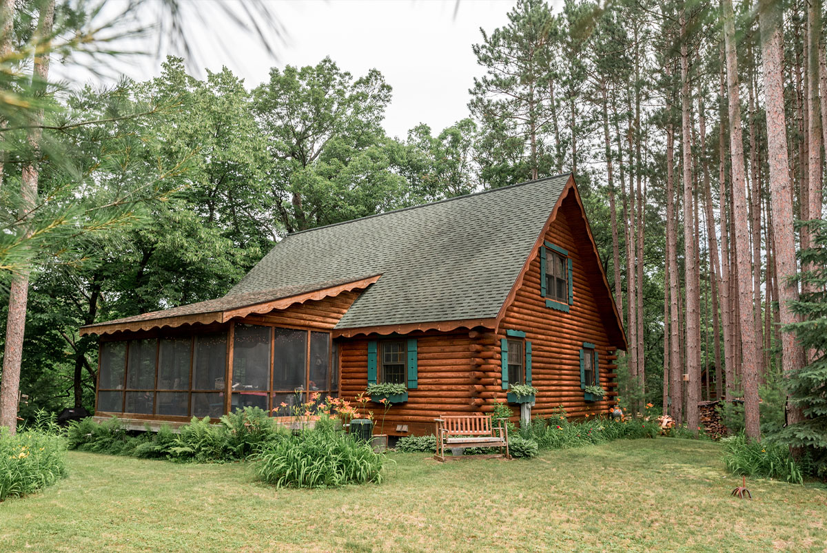 Log cabin